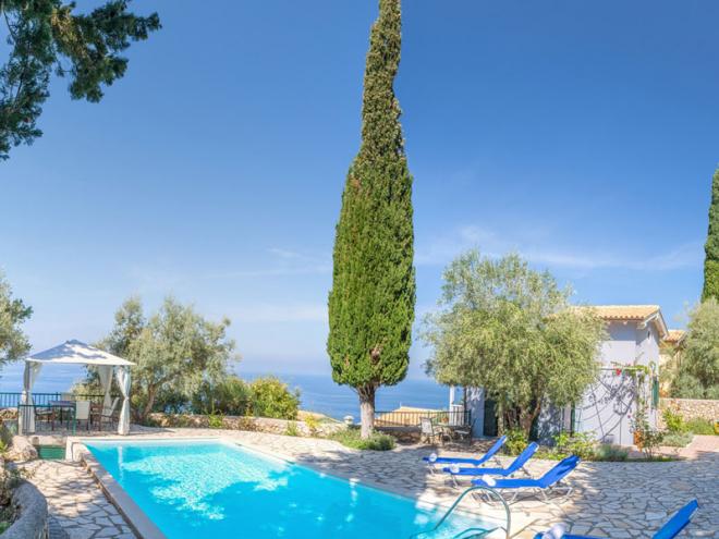 Lefkas-Pefkoulia-villas-M03