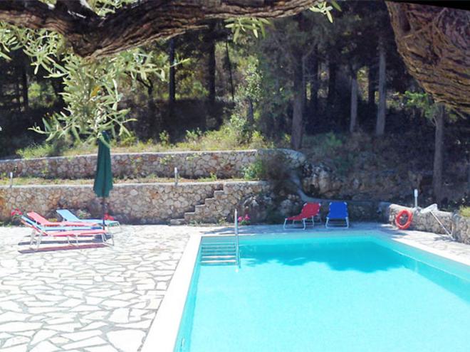 Lefkas-Pefkoulia-villas-M05