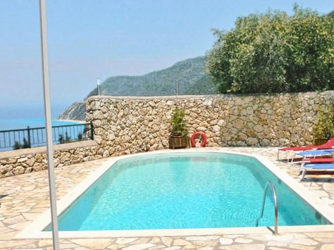 Lefkas-Pefkoulia-villas-D02
