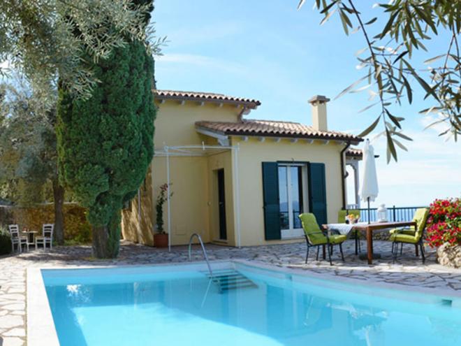 Lefkas-Pefkoulia-villas-S07